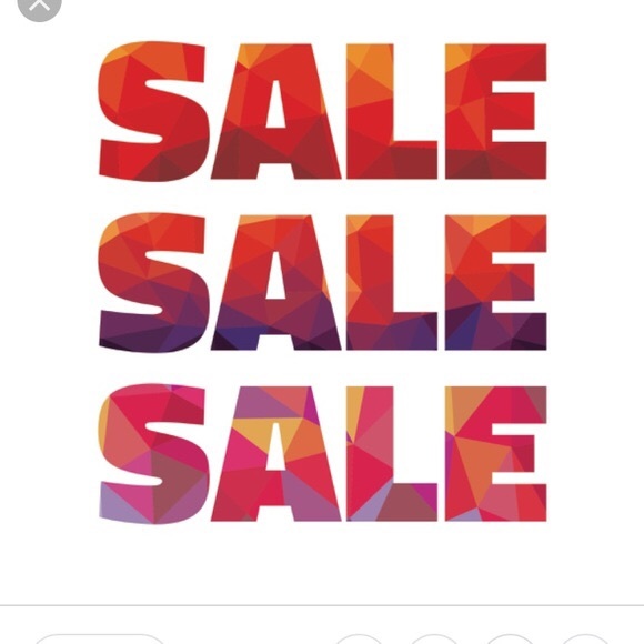 kate spade Handbags - 💥💥Closet clear out sale! 💥💥 kate spade Handbags - 💥💥Closet clear out sale! 💥💥